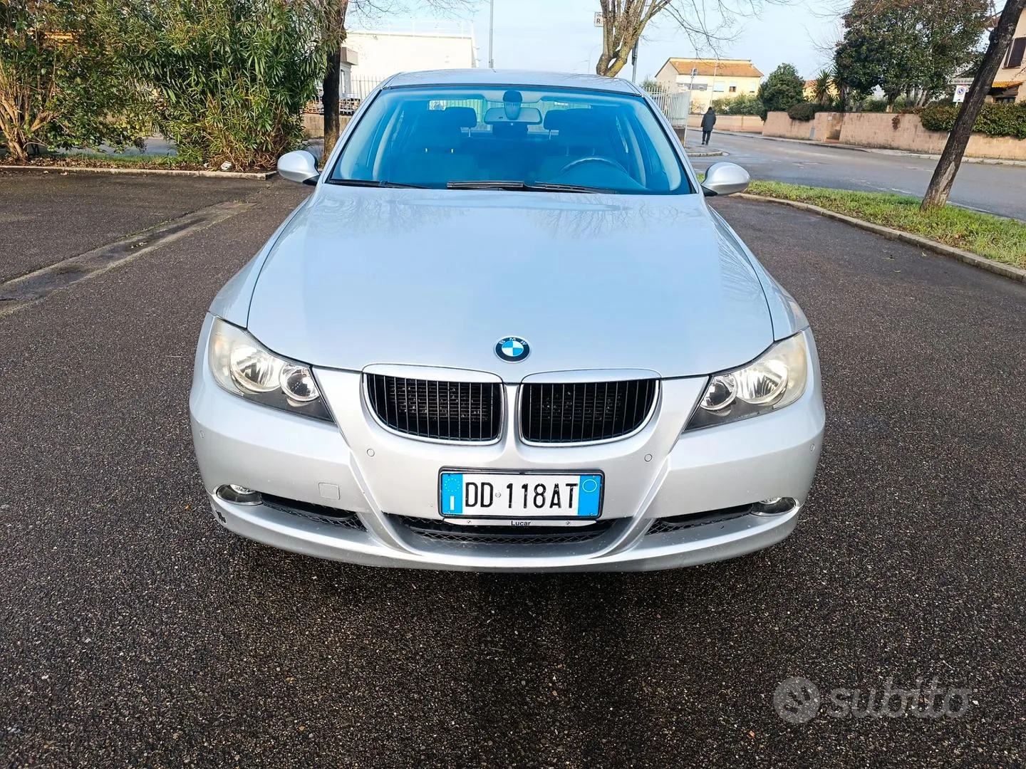 BMW 320