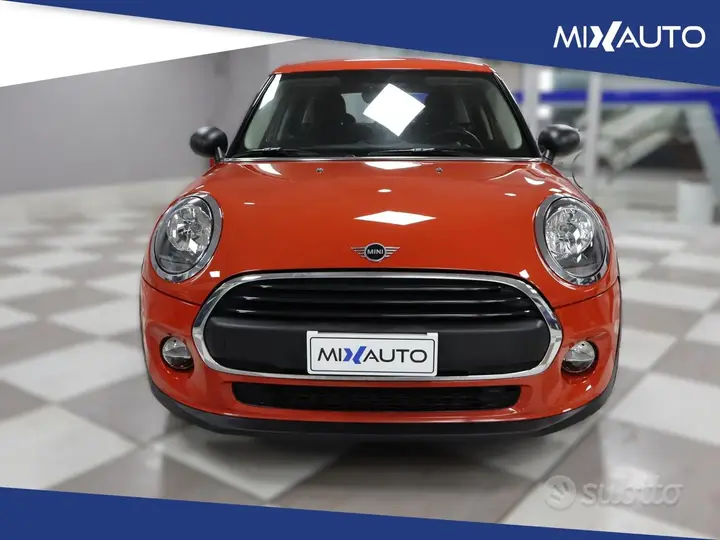 Mini One 2020 photo 2