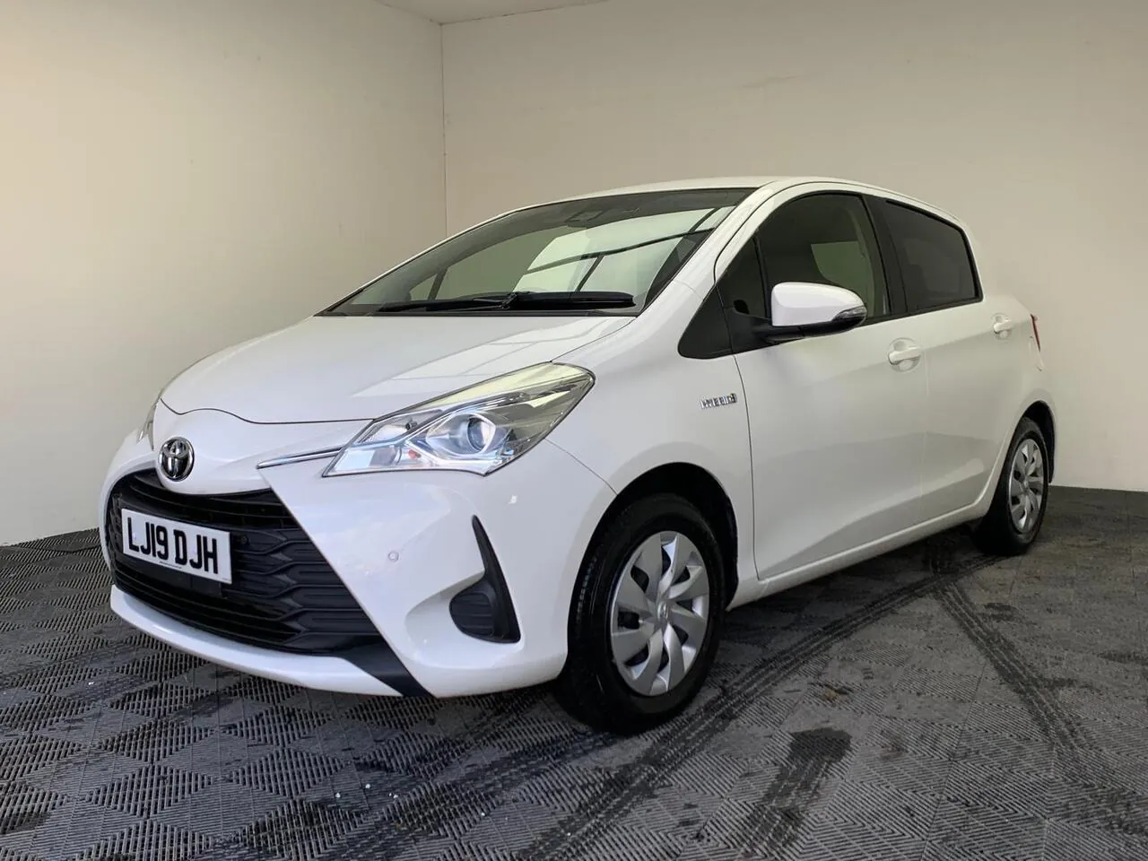 Toyota Yaris 2019 photo 3