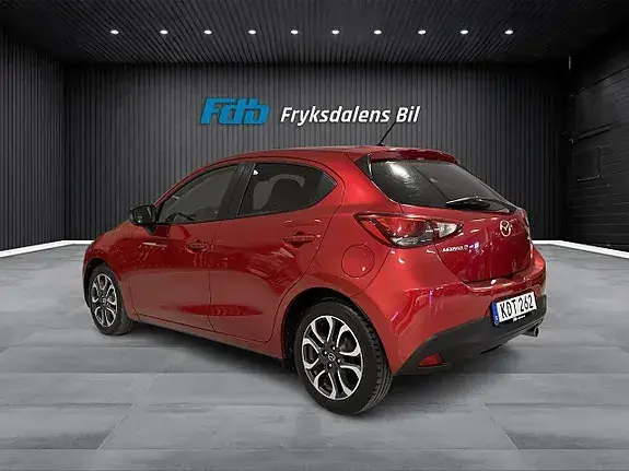Mazda 2 2016 photo 4