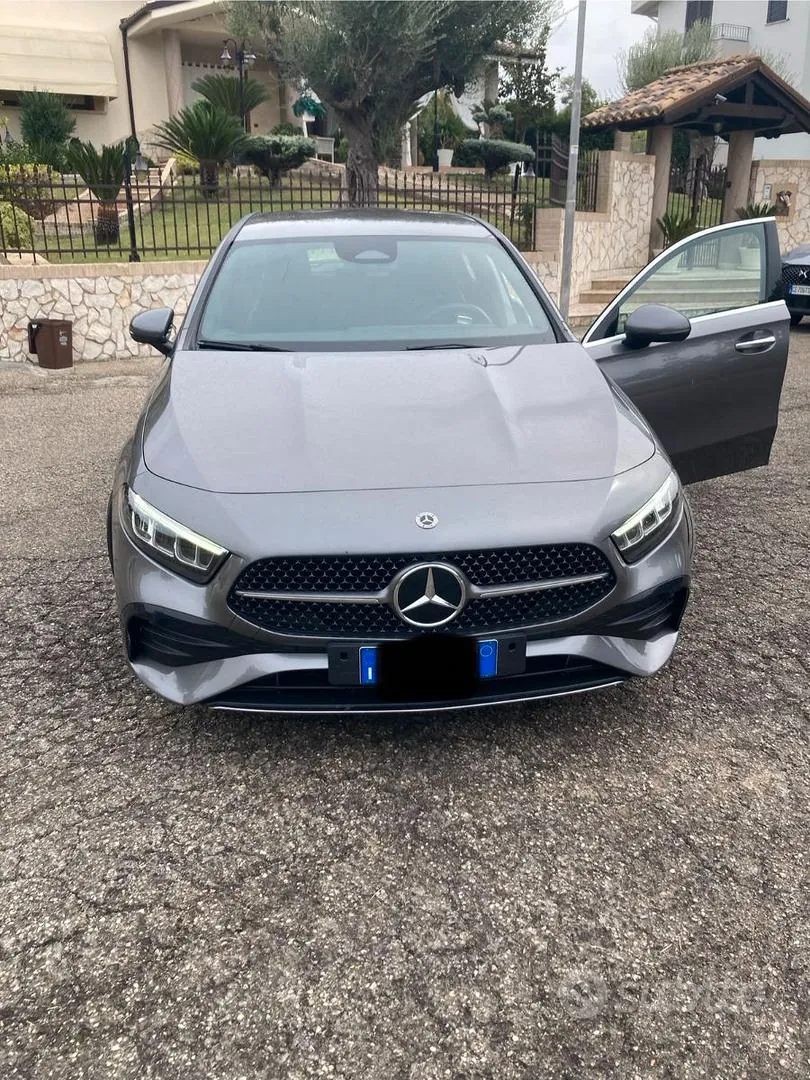 Mercedes-Benz A 180