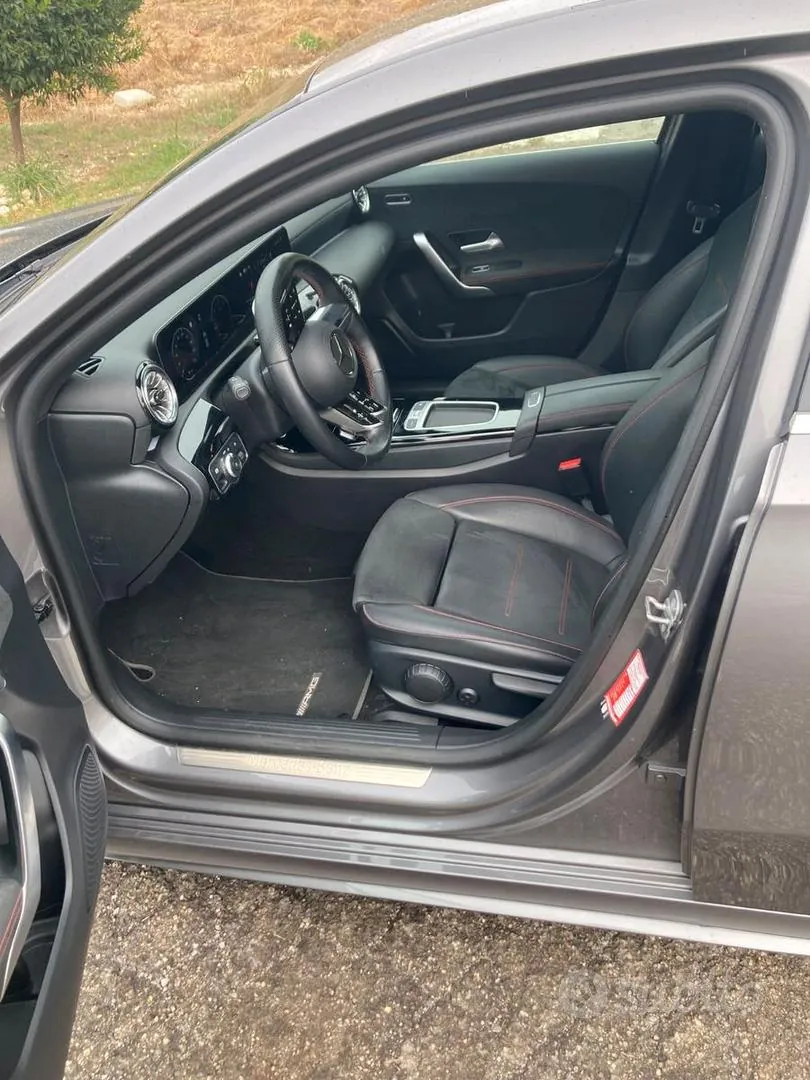 Mercedes-Benz A 180 2023 photo 5