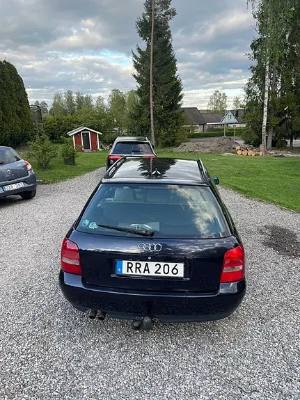 Audi A4 2000 photo 4