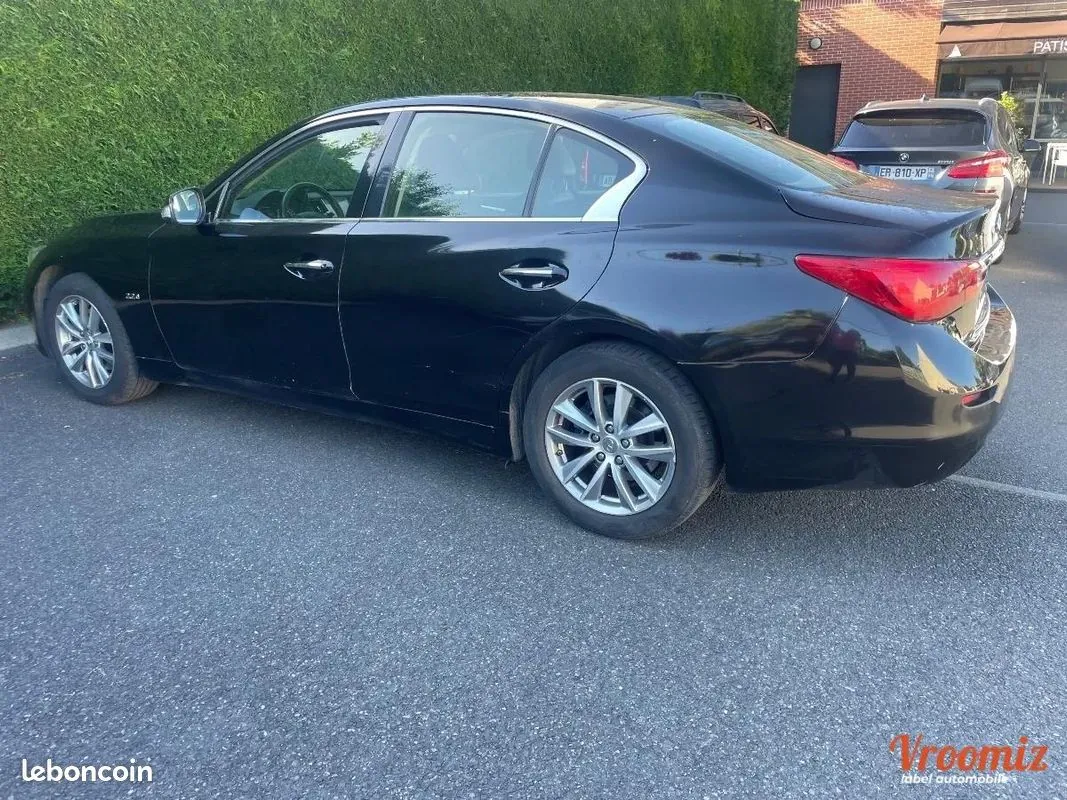 Infiniti Q50 2017 photo 3