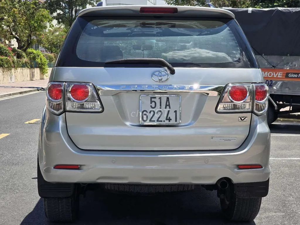 Toyota Fortuner 2013 photo 5