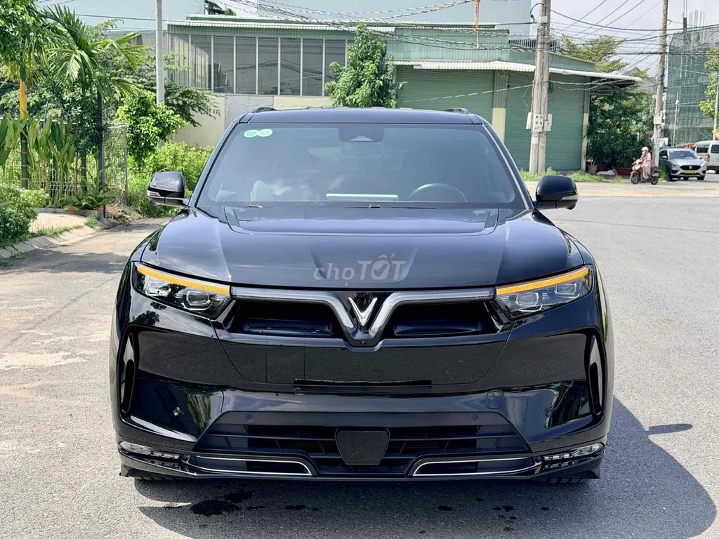 Vinfast Vf9
