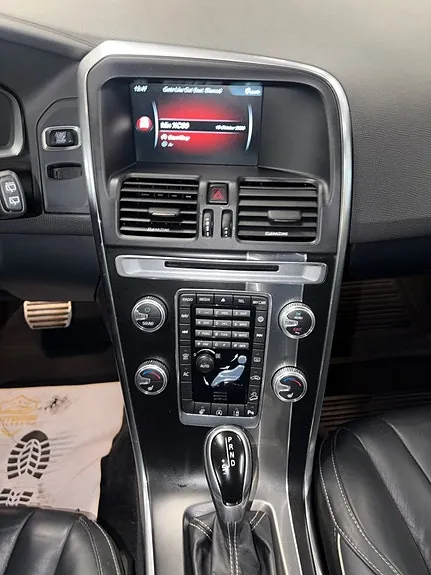 Volvo Xc60 2017 photo 5