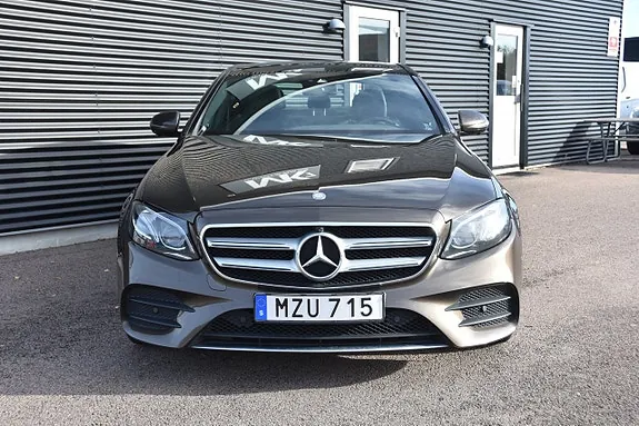 Mercedes-Benz E-Class 2017 photo 2