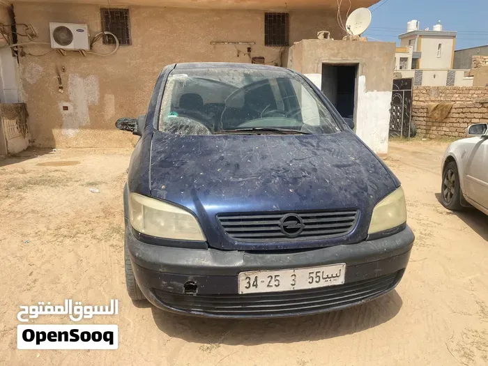 Opel Zafira 2004 photo 2