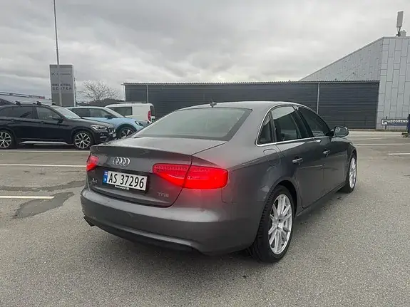 Audi A4 2013 photo 4