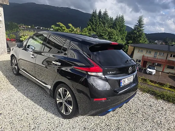 Nissan Leaf 2018 photo 4