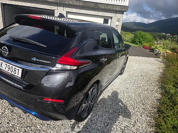 Nissan Leaf 2018 photo 3