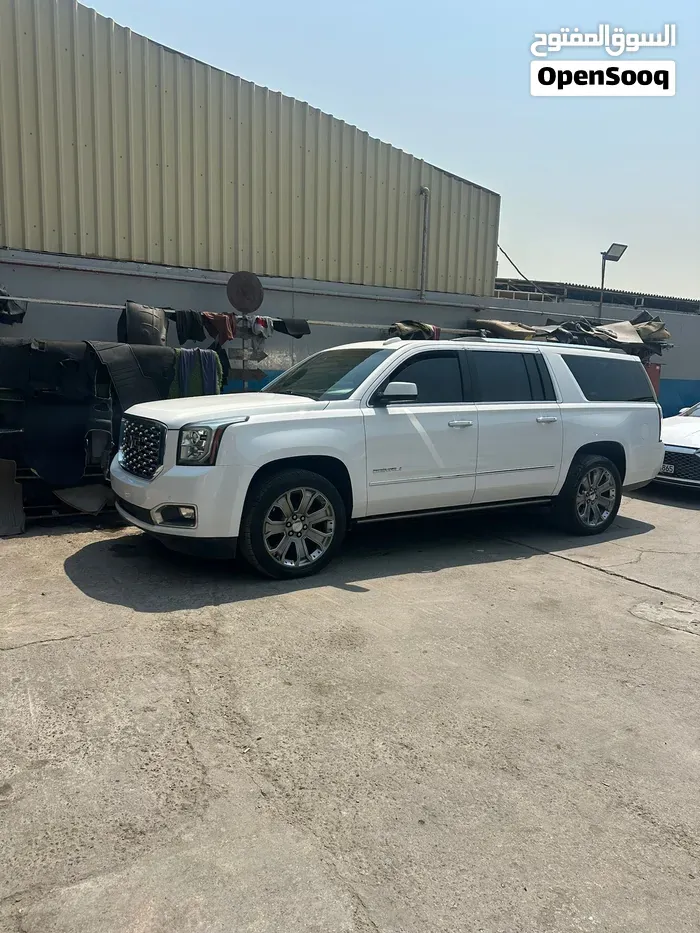 GMC Yukon Denali