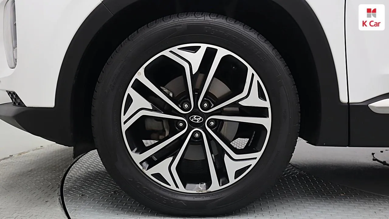 Hyundai Santa Fe 2019 photo 5