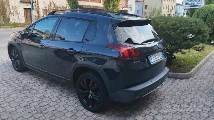 Peugeot 2008 2017 photo 3
