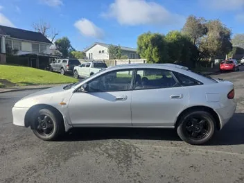 Mazda 323 1995 photo 5