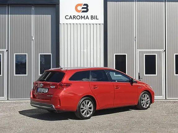 Toyota Auris 2014 photo 3