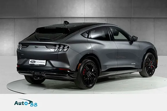 Ford Mustang Mach-E 2023 photo 4