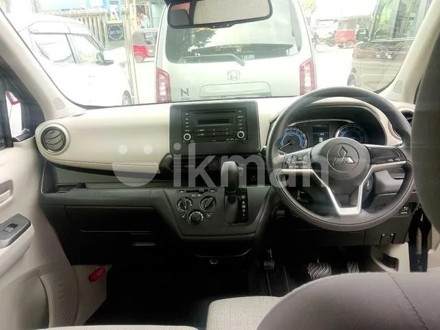 Mitsubishi Ek Wagon 2023 photo 3