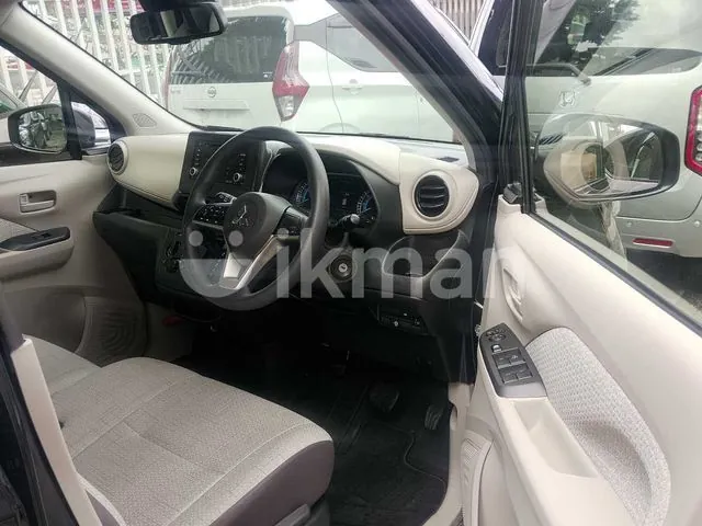 Mitsubishi Ek Wagon 2023 photo 4