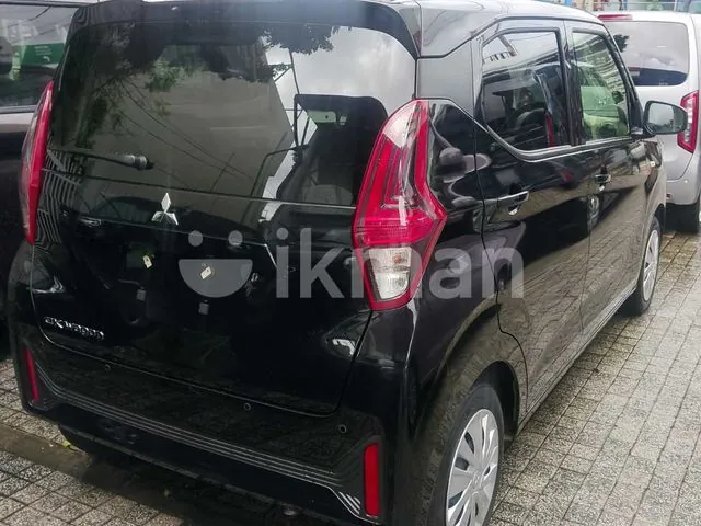 Mitsubishi Ek Wagon 2023 photo 2