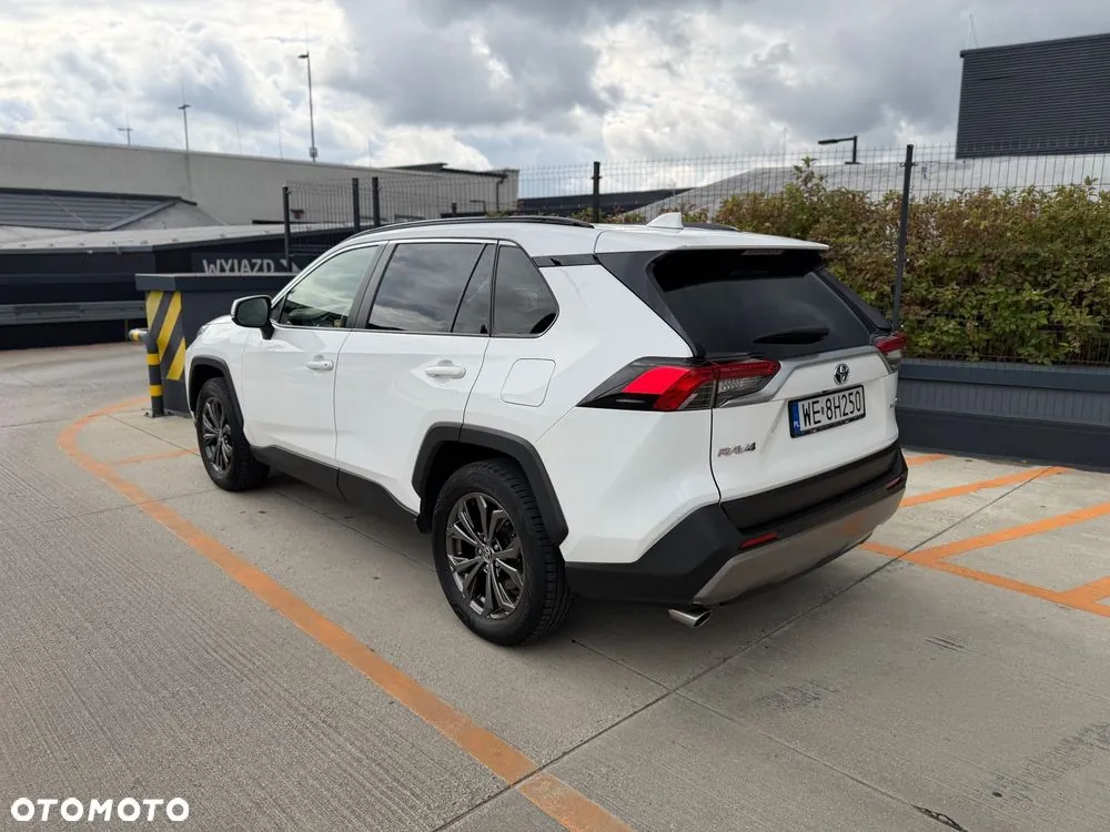 Toyota Rav4 2022 photo 5