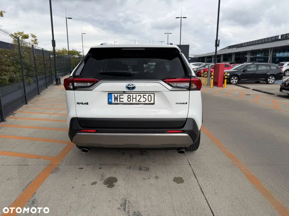 Toyota Rav4 2022 photo 4