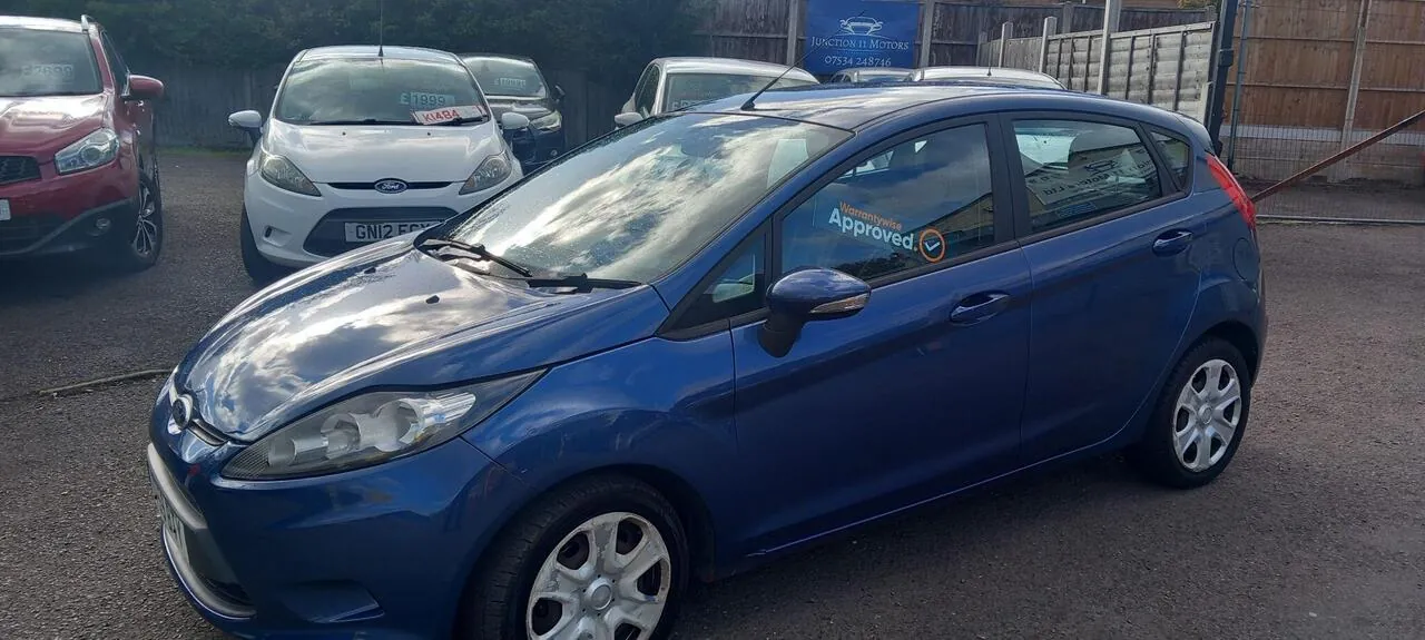 Ford Fiesta 2009 photo 4