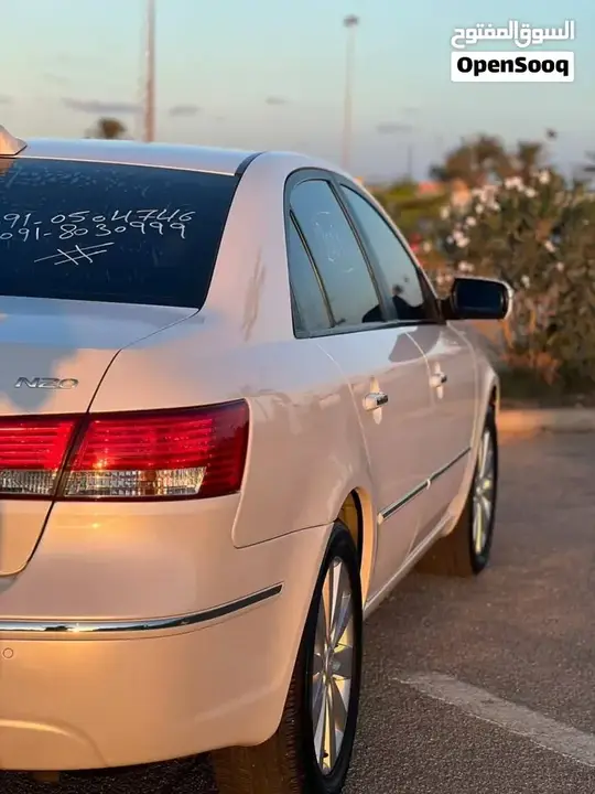 Hyundai Sonata 2009 photo 2