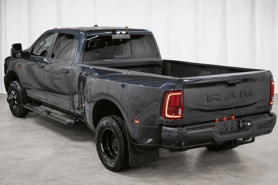 Ram 3500 Laramie 2026 photo 4