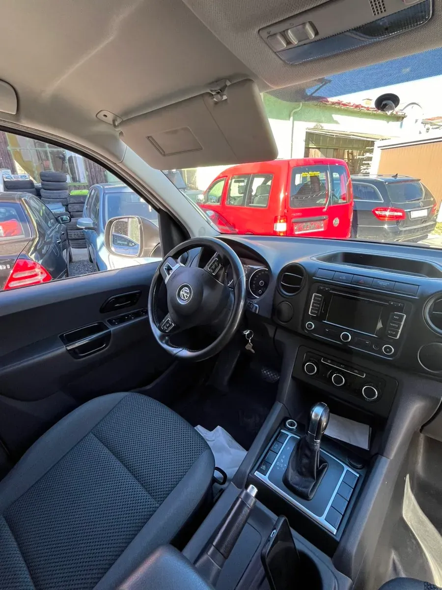 Volkswagen Up 2014 photo 3