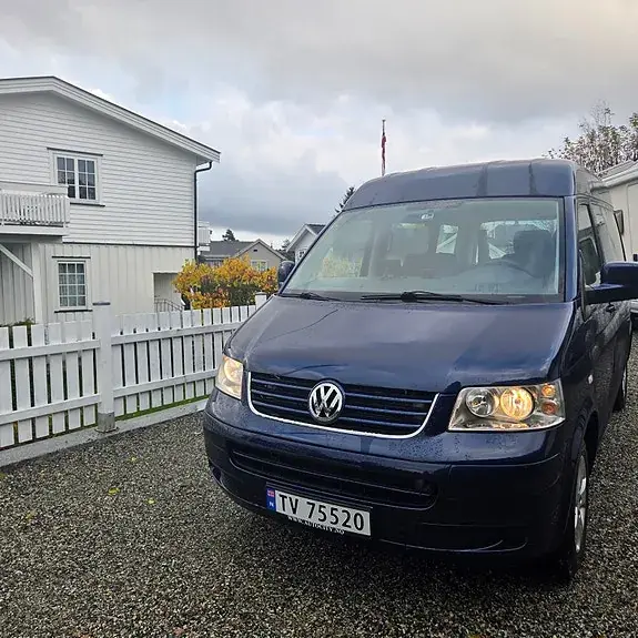 Volkswagen Transporter 2008 photo 2