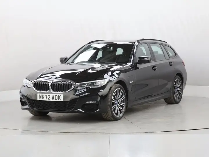 BMW 3 Series 2022 photo 5