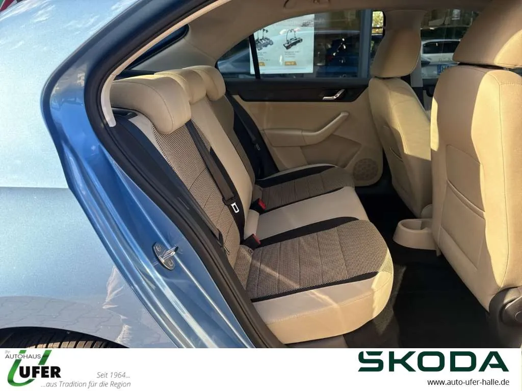 Skoda Rapid Spaceback 2014 photo 4