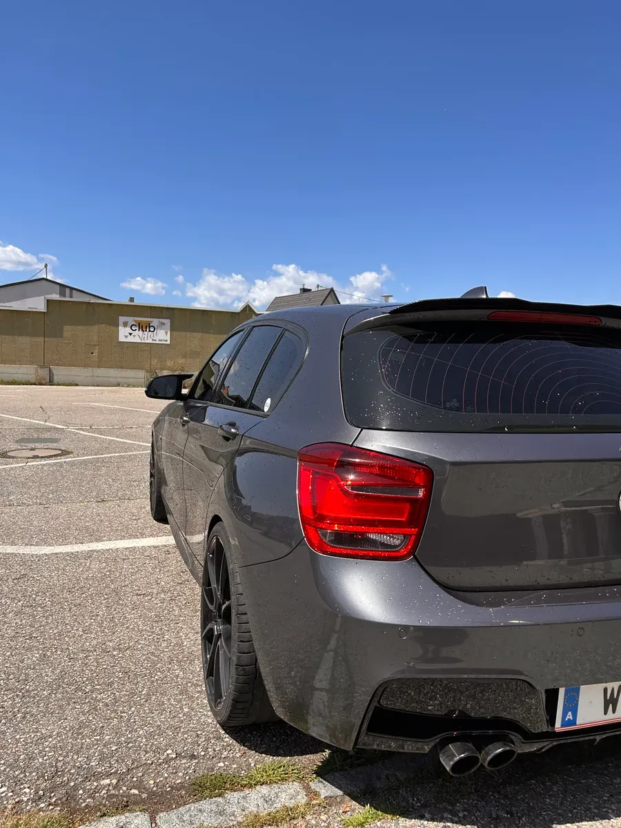 BMW 1 Series 2014 photo 2