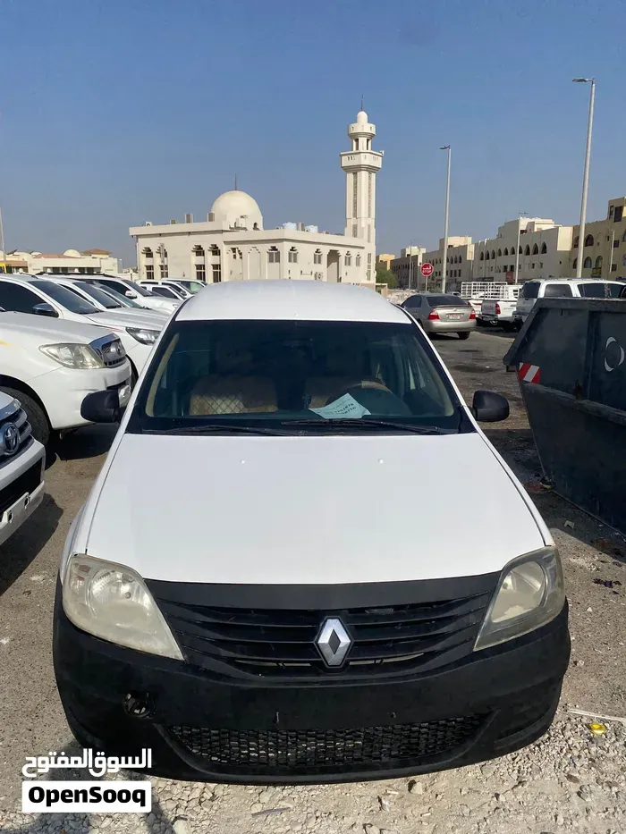 Renault Logan 2013 photo 3