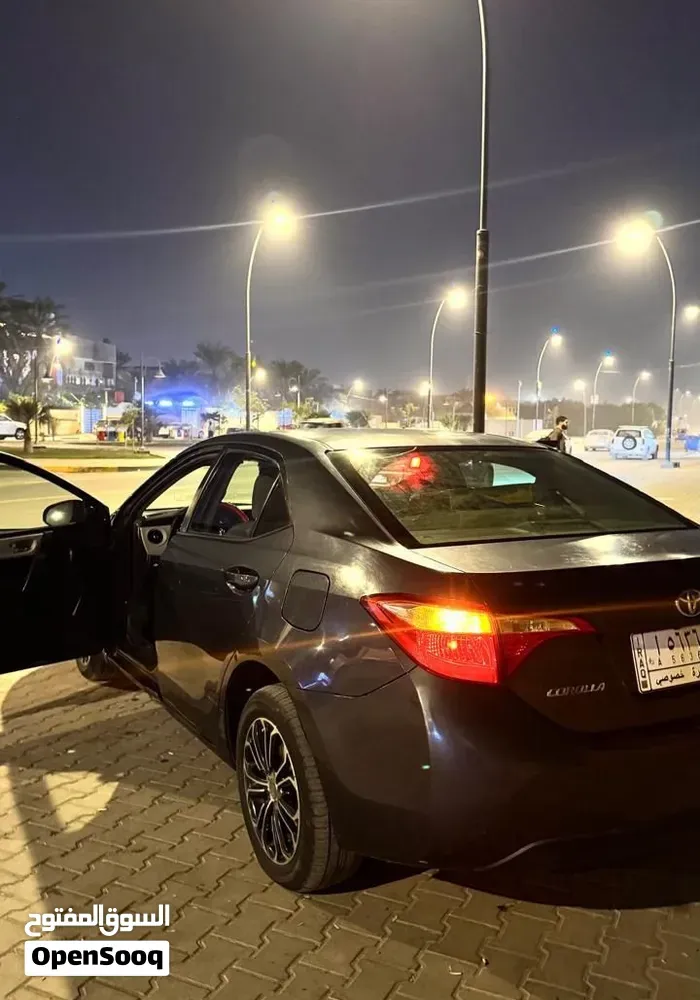 Toyota Corolla 2017 photo 2