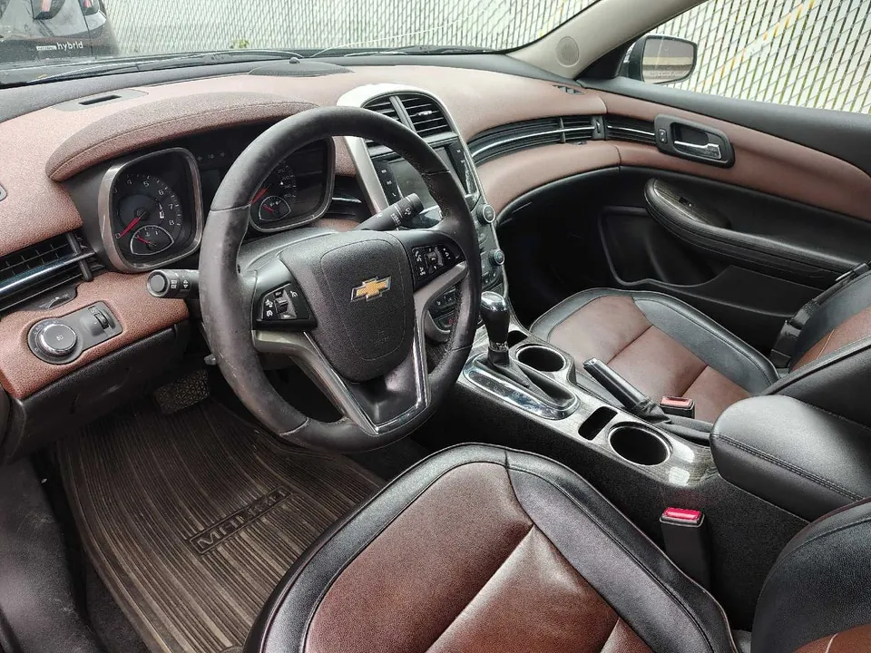 Chevrolet Malibu 2014 photo 2