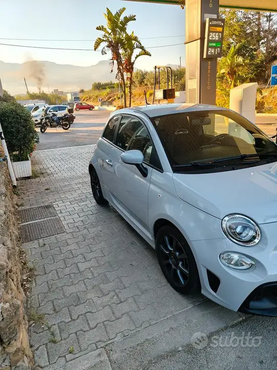 Abarth 595 2021 photo 4