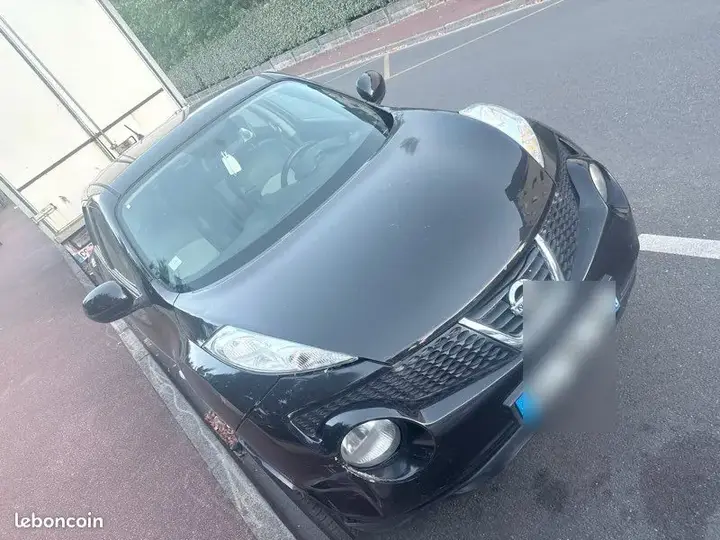 Nissan Juke 2011 photo 2
