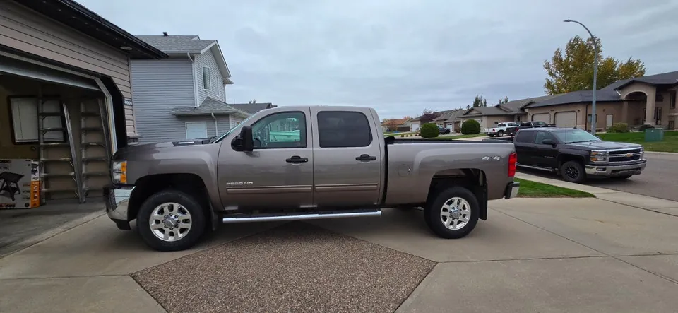 Chevrolet Silverado 2500 2013 photo 3