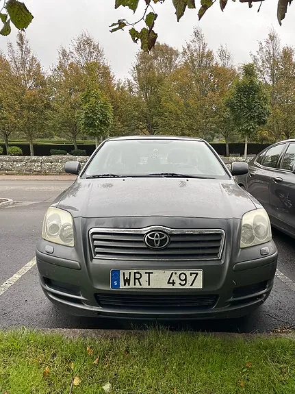 Toyota Avensis 2005 photo 2