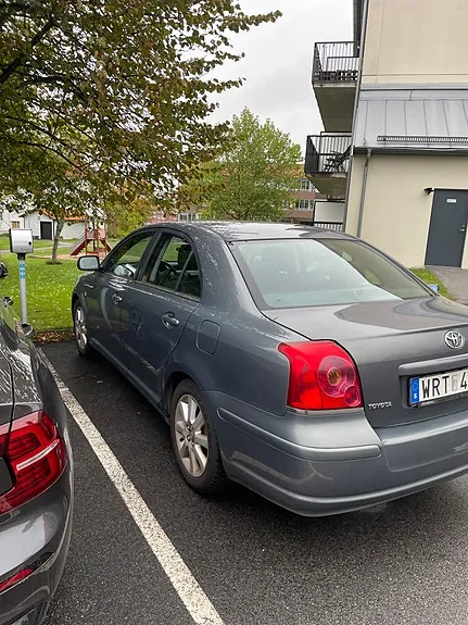 Toyota Avensis 2005 photo 3