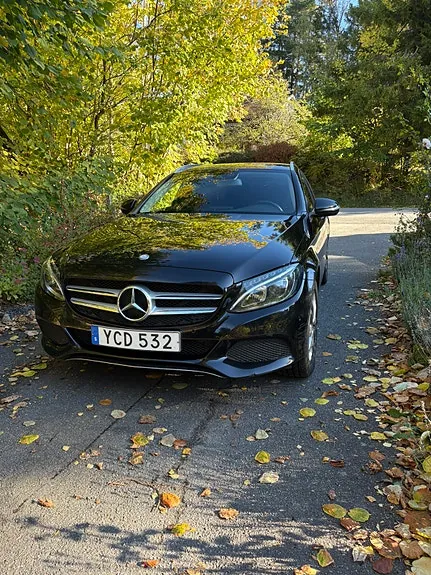 Mercedes-Benz C220
