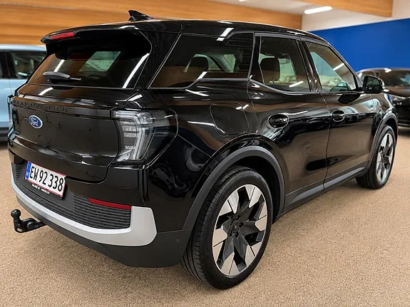 Ford Explorer 2026 photo 4