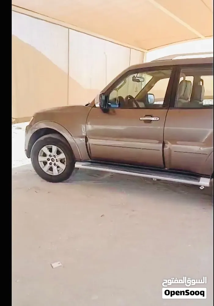 Mitsubishi Pajero 2009 photo 2