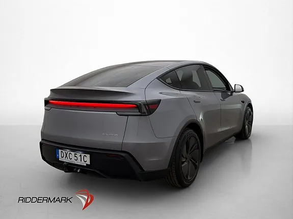 Tesla Model Y 2025 photo 5