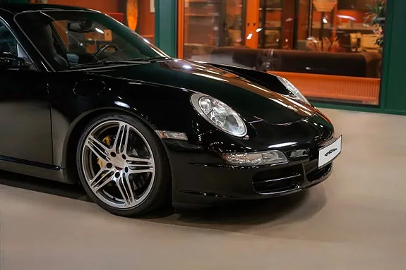 Porsche 911 2005 photo 4