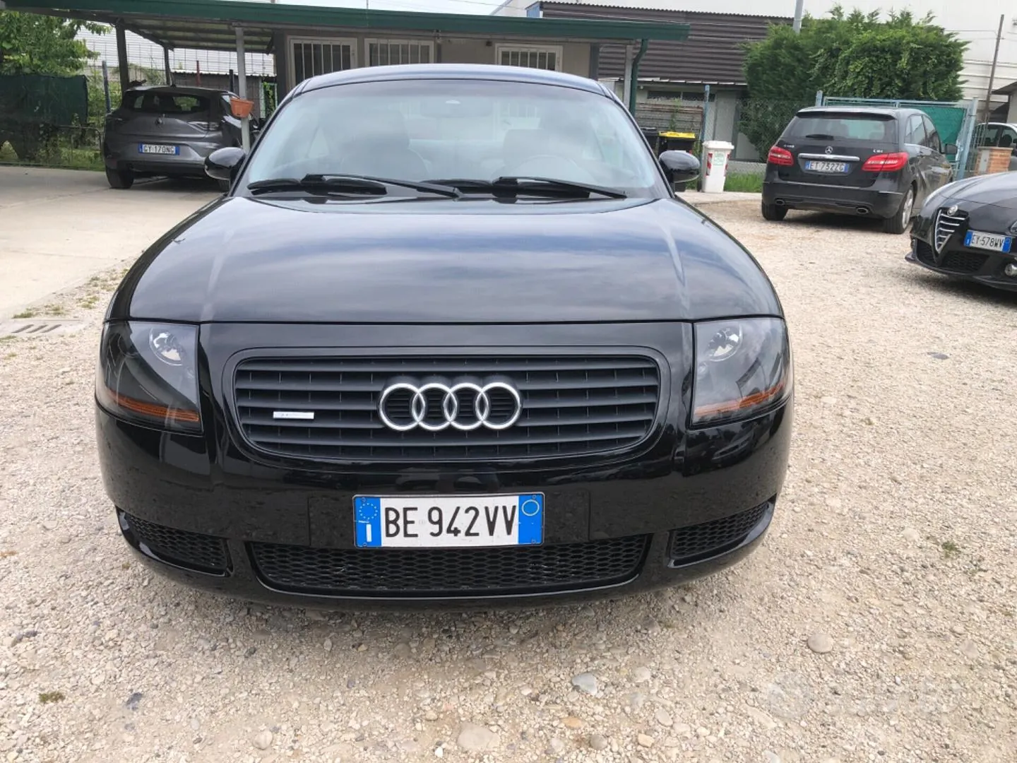 Audi Tt 1999 photo 2