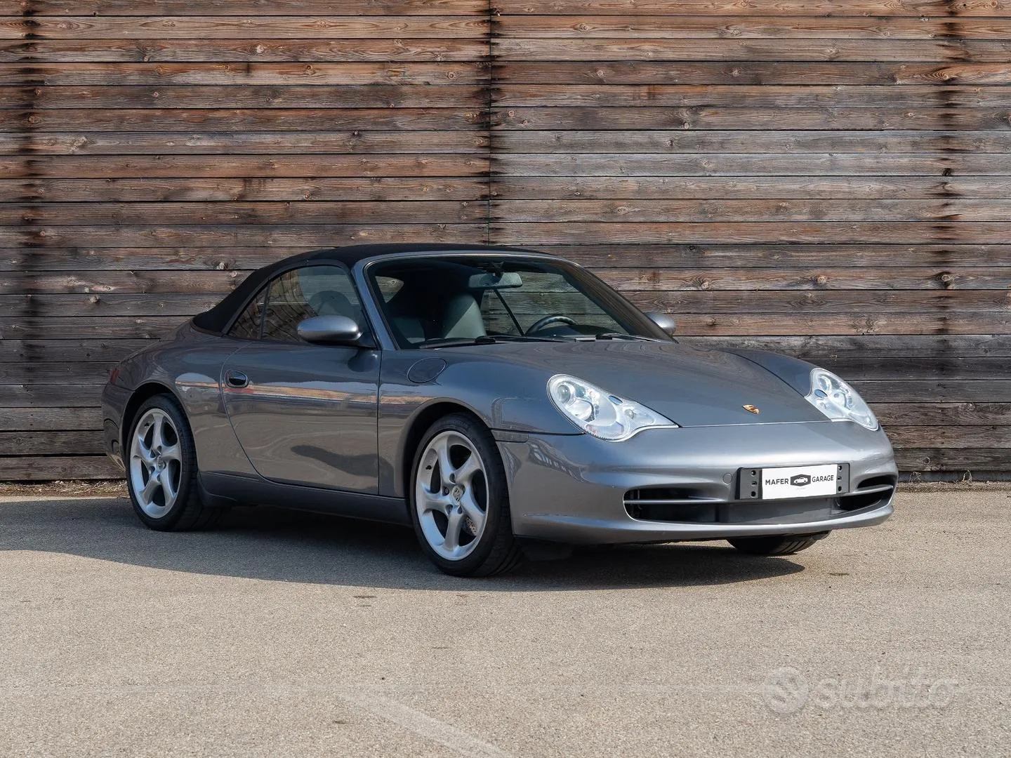 Porsche 911 Carrera
